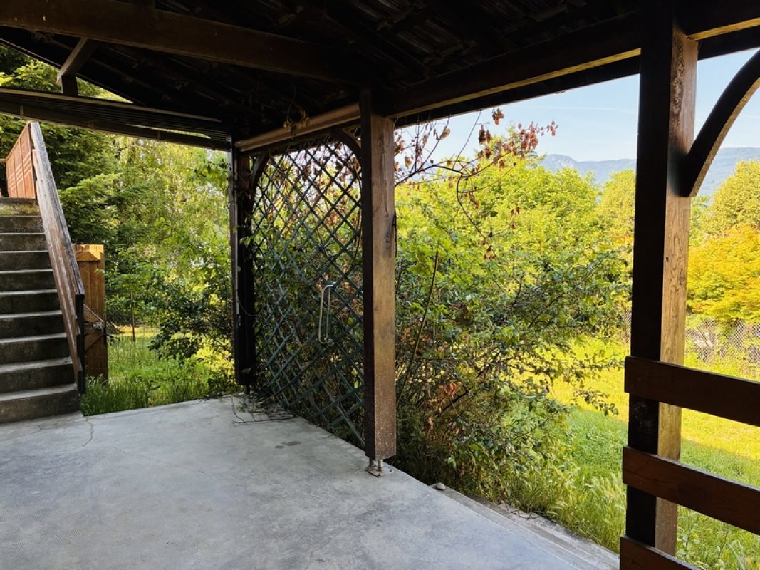 Charmante maison à rénover sur le secteur de Challonges